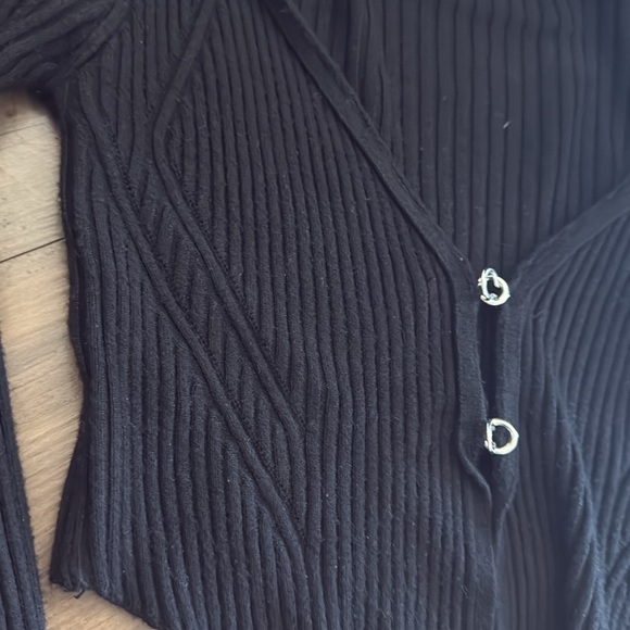 Urban outfitters front clasp sweater - Picture 4 of 4